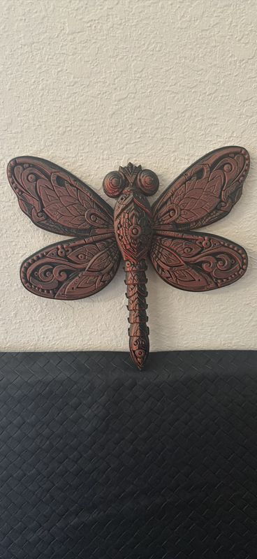 Ornate 3D-printed dragonfly wall hanging
